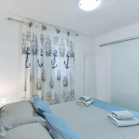 Anna With Pool, Zadar County Villa Vinjerac