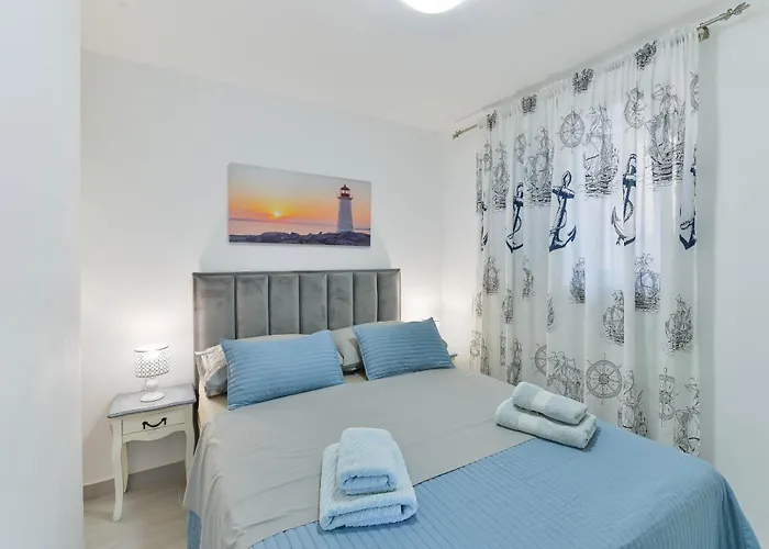 Villa Anna With Pool, Zadar County Vinjerac