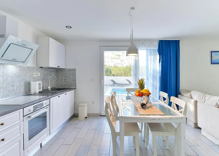 Anna With Pool, Zadar County Villa Vinjerac