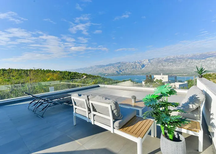 Villa Anna With Pool, Zadar County Vinjerac