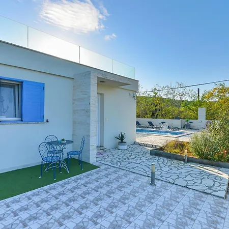 Anna With Pool, Zadar County